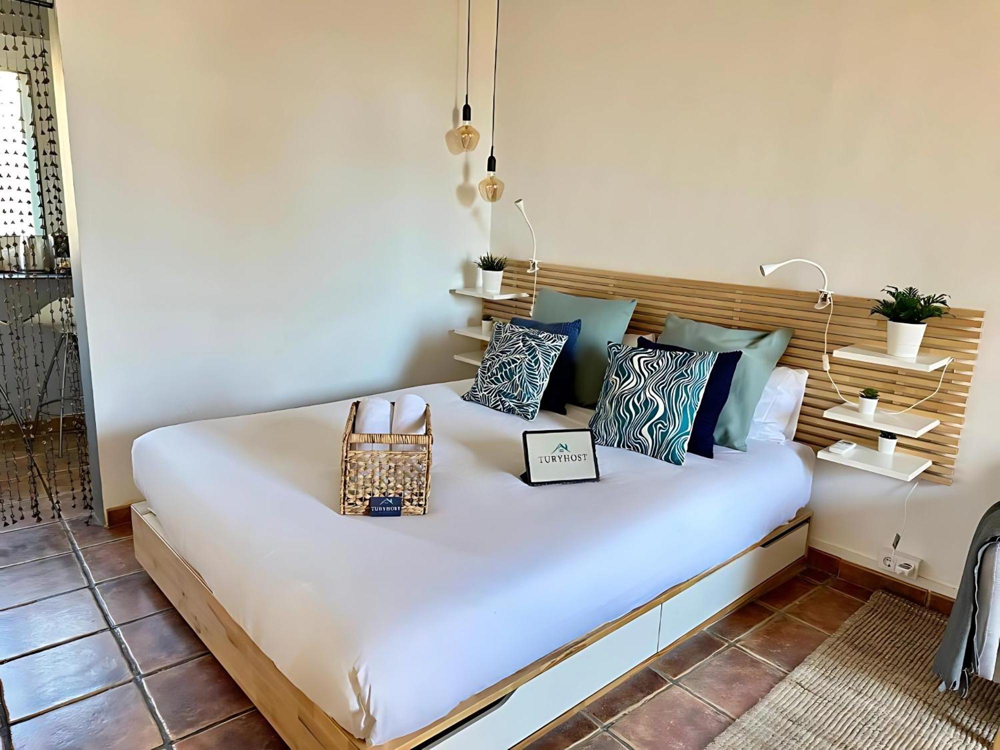 Taulat Loft L Poblenou Beach L Self Check In L Terrace Penthouse Barcelona Eksteriør billede
